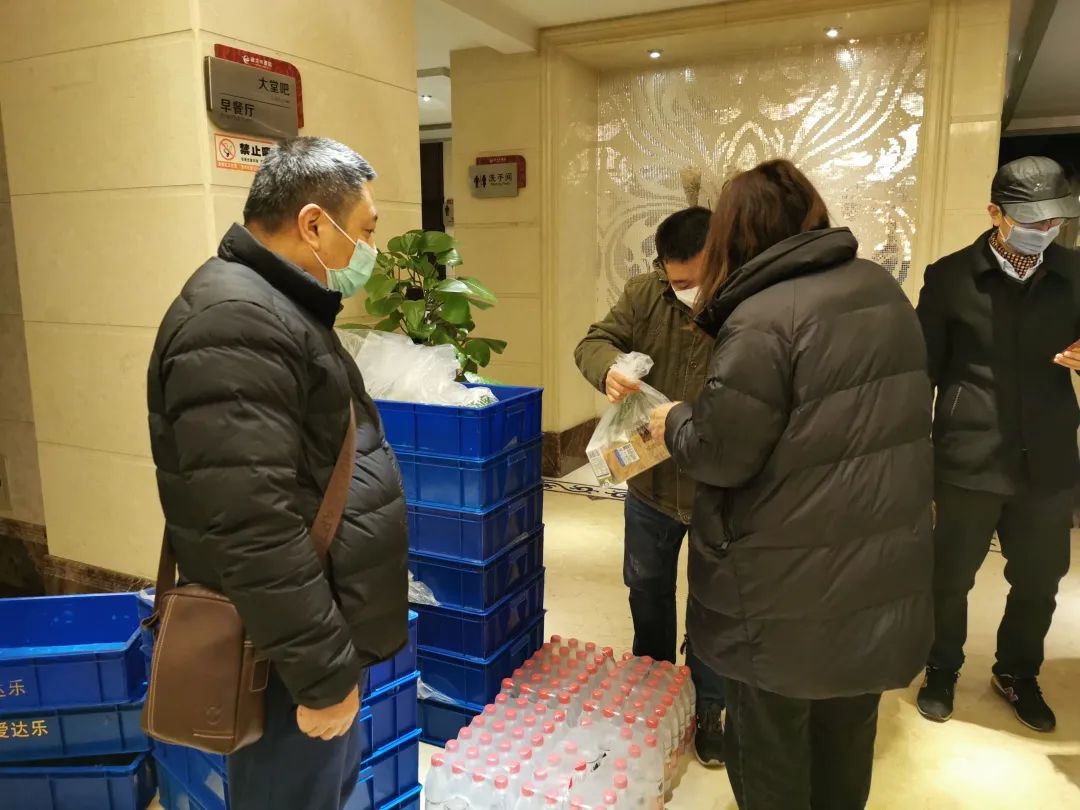 转折点!博卡青年火线驰援,社区盾今晚攻防权衡,气氛紧张,纪律约束更严格的简单介绍 转折点!博卡青年火线驰援,社区盾今晚攻防权衡,气氛紧张,纪律约束更严格的简单介绍