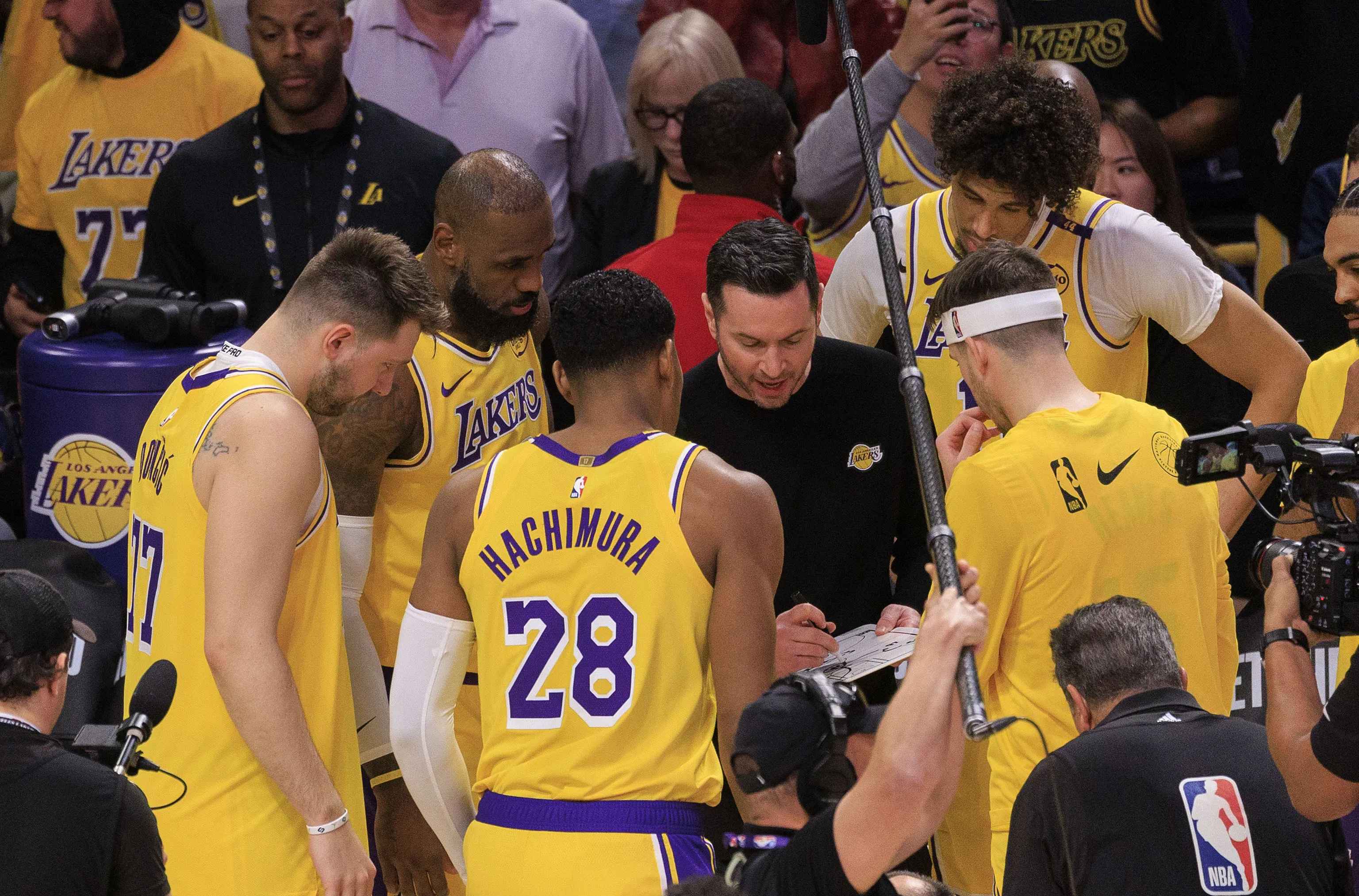 包含窗口期底特律活塞调整名单以备NBA常规赛,外线爆发环节打磨,管理层满意,球队文化再被提及的词条 包含窗口期底特律活塞调整名单以备NBA常规赛,外线爆发环节打磨,管理层满意,球队文化再被提及的词条
