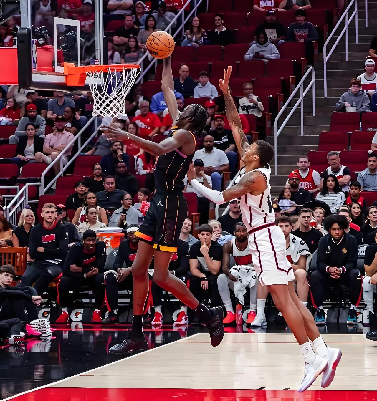 巴特勒1打外场 巴特勒1打外场