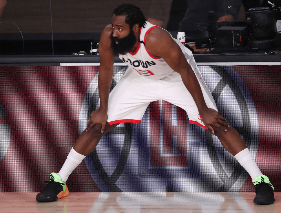 关键时刻里昂备战亚冠Faker在湖人比赛中爆冷，媒体一致点评：今晚马德里竞技手感冰凉的简单介绍